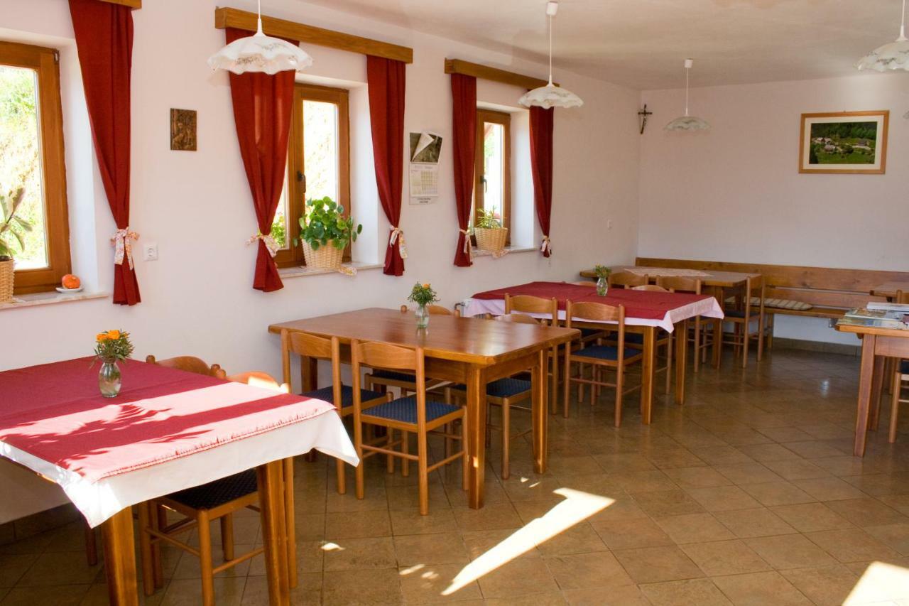 Villa Turisticna Kmetija Perk Solčava Esterno foto
